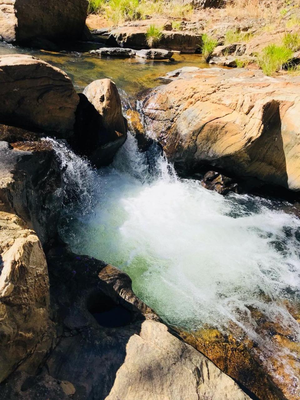 Pousada Cachoeira Do Lobo Belo Horizonte Extérieur photo